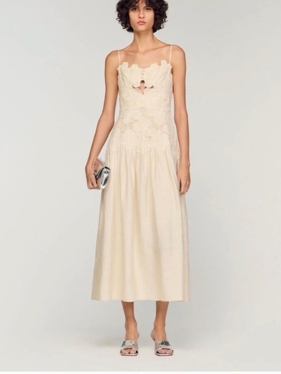 Sandro Dresses & Skirts - Sandro dress in ecru. Delicate lace bustier with cut out. worn once.